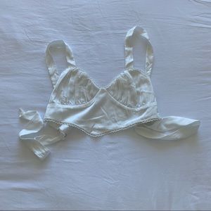 WHITE CROP